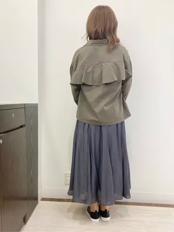 Feroux スタッフ コーディネート画像