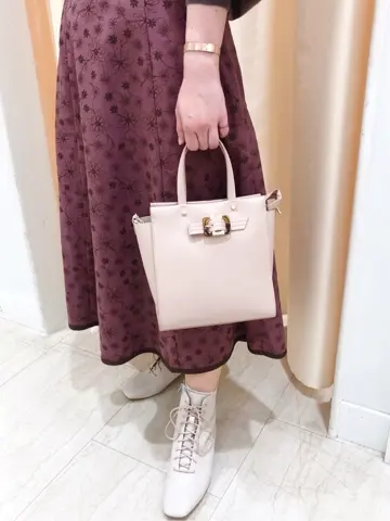 Feroux スタッフ コーディネート画像