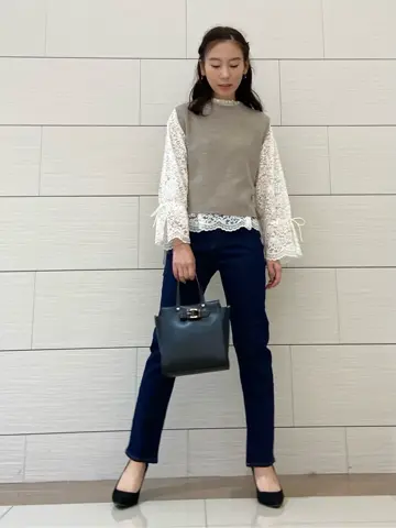 Feroux スタッフ コーディネート画像