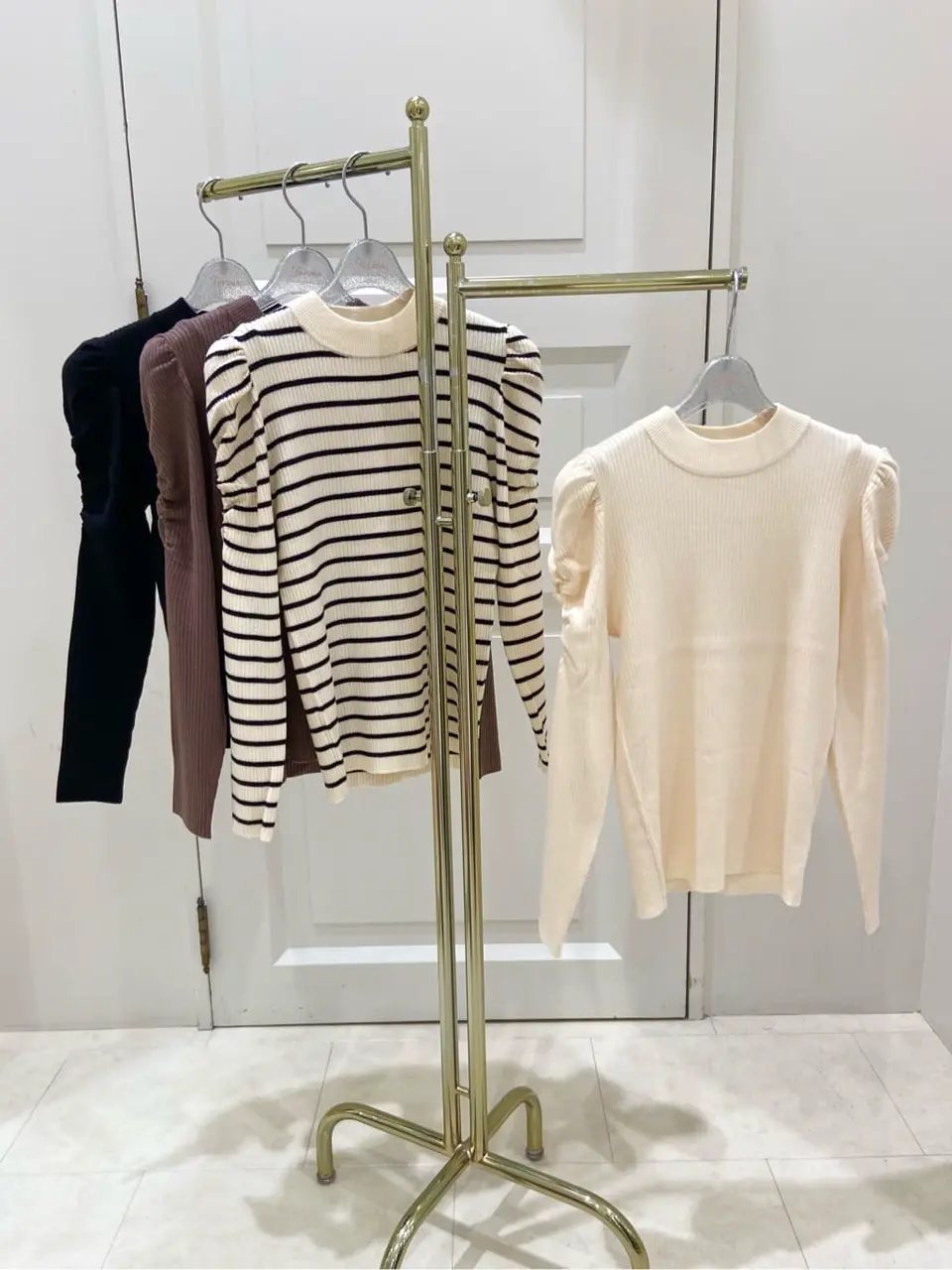 Feroux スタッフ コーディネート画像