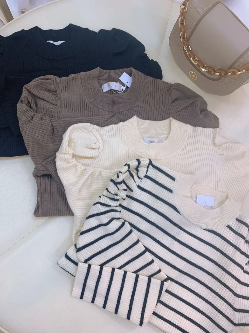 Feroux スタッフ コーディネート画像