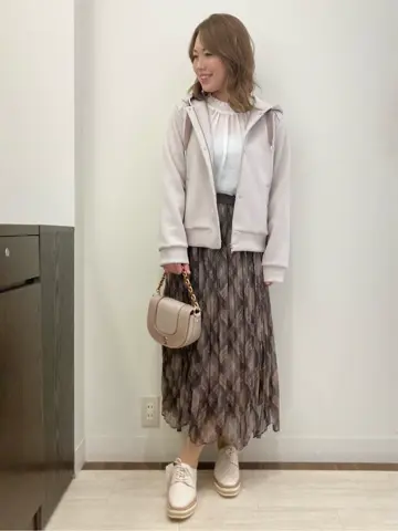 Feroux スタッフ コーディネート画像