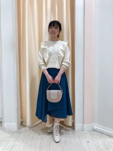 Feroux スタッフ コーディネート画像