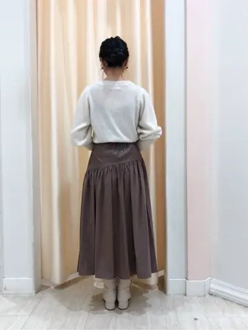 Feroux スタッフ コーディネート画像