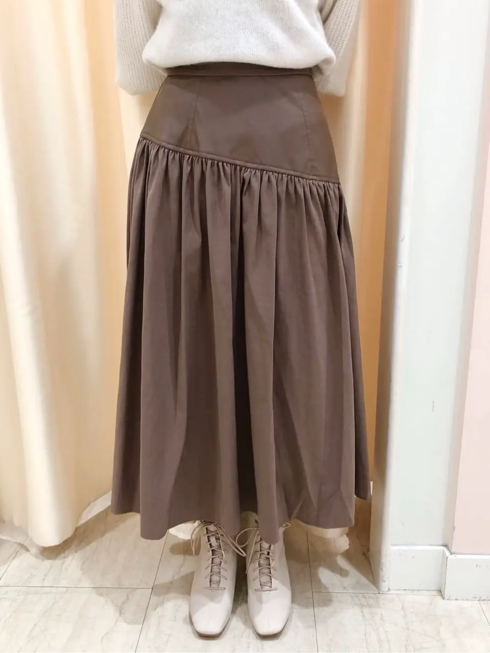 Feroux スタッフ コーディネート画像