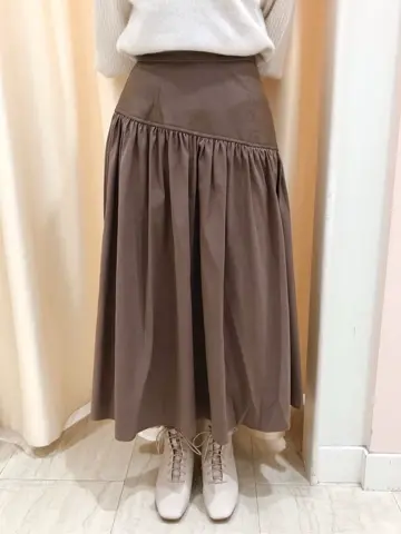 Feroux スタッフ コーディネート画像