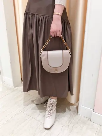 Feroux スタッフ コーディネート画像