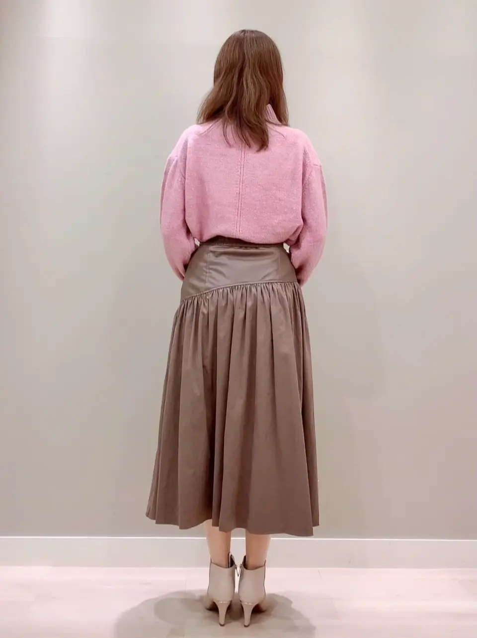 Feroux スタッフ コーディネート画像