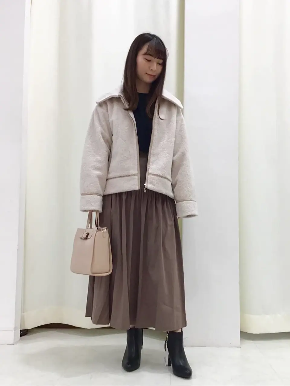 Feroux スタッフ コーディネート画像