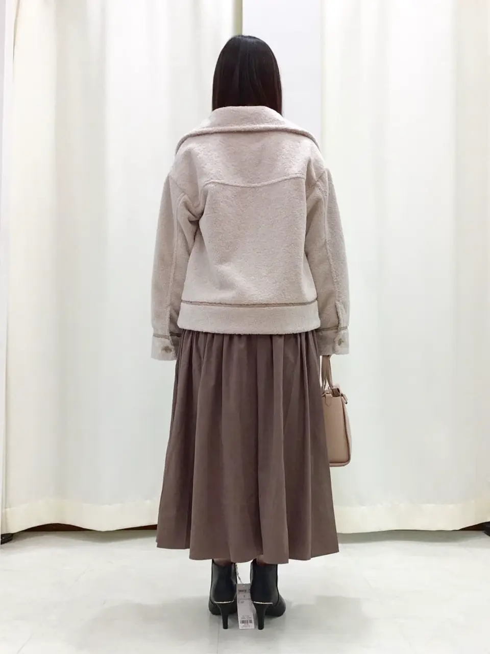 Feroux スタッフ コーディネート画像