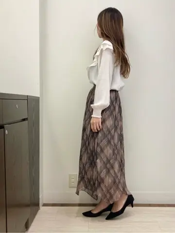 Feroux スタッフ コーディネート画像