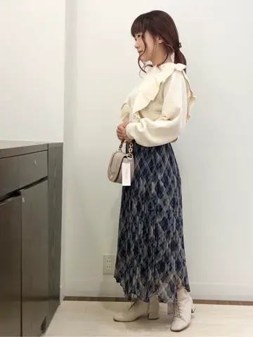 Feroux スタッフ コーディネート画像