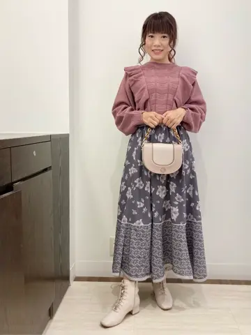 Feroux スタッフ コーディネート画像