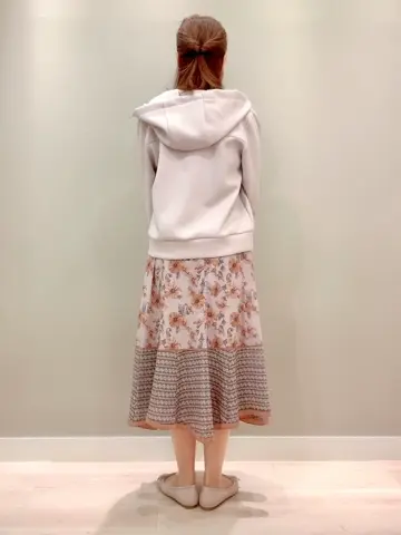 Feroux スタッフ コーディネート画像