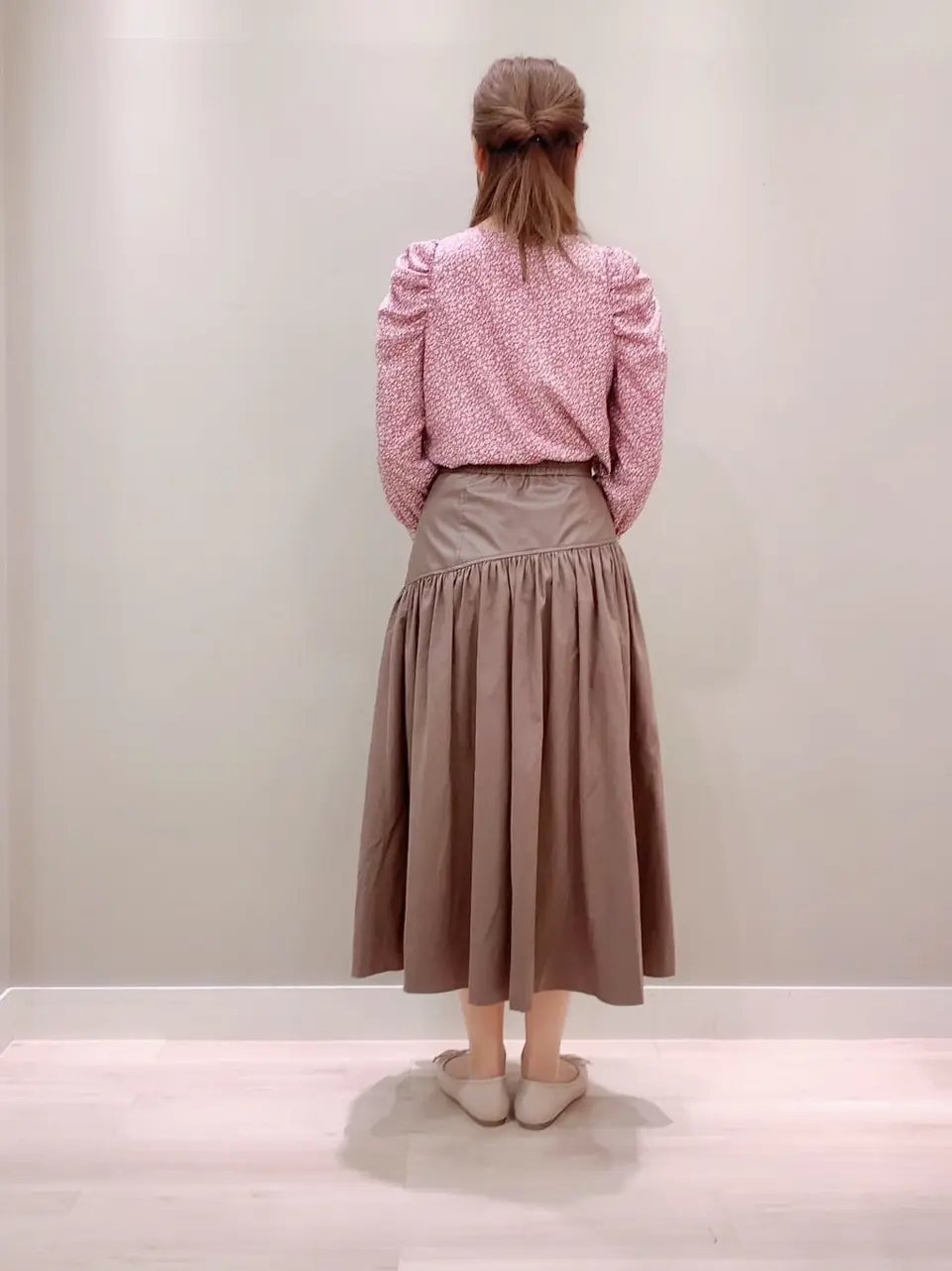 Feroux スタッフ コーディネート画像