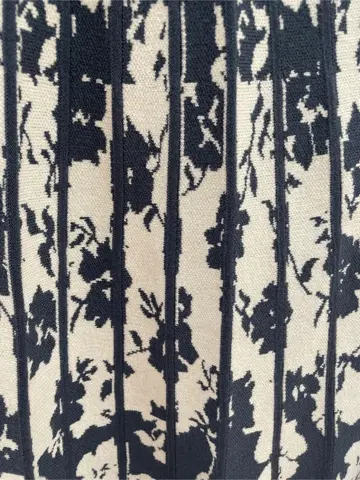 Feroux スタッフ コーディネート画像