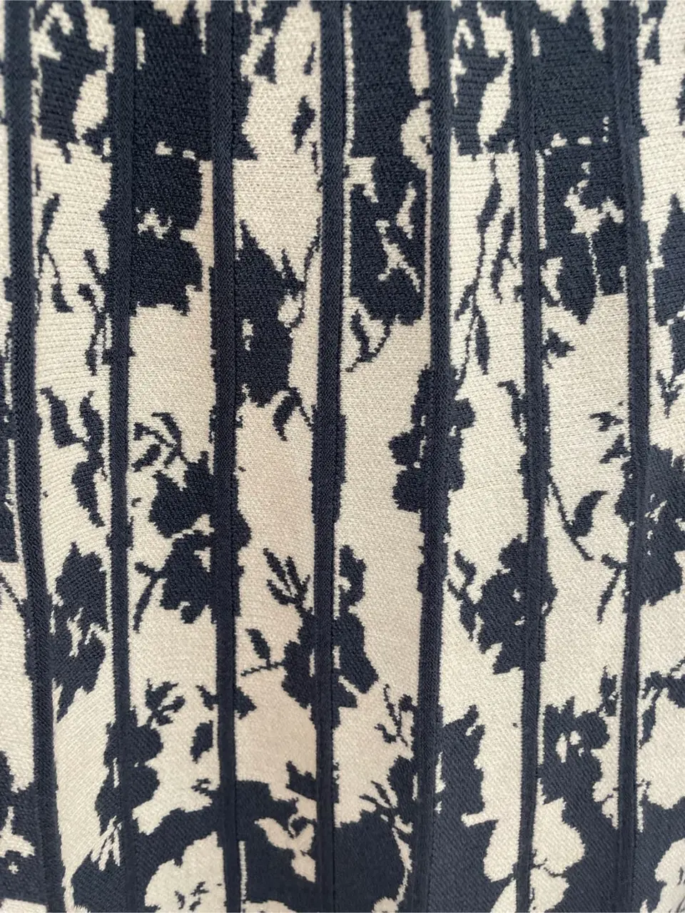 Feroux スタッフ コーディネート画像