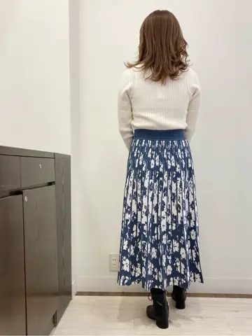 Feroux スタッフ コーディネート画像