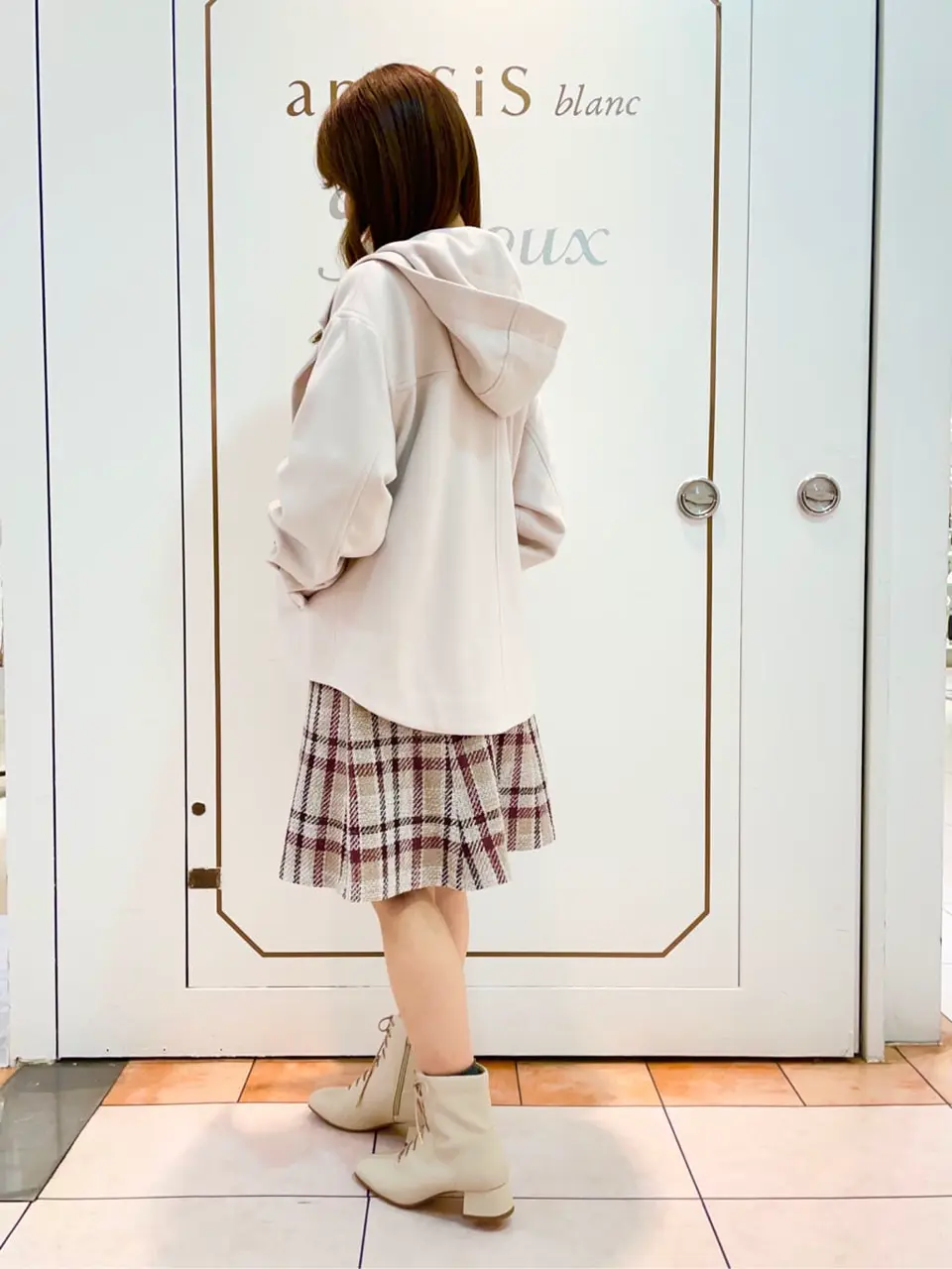 Feroux スタッフ コーディネート画像