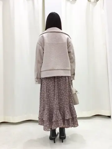 Feroux スタッフ コーディネート画像