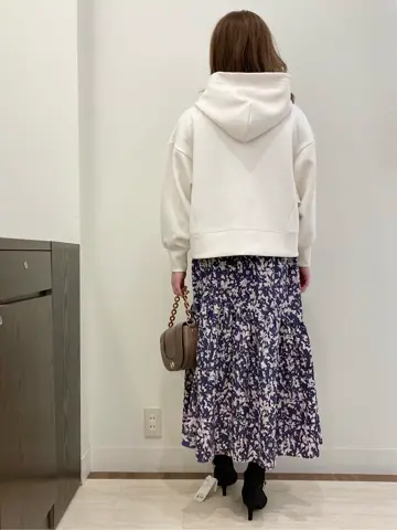 Feroux スタッフ コーディネート画像