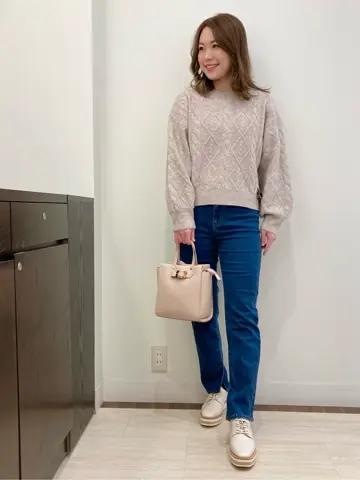 Feroux スタッフ コーディネート画像