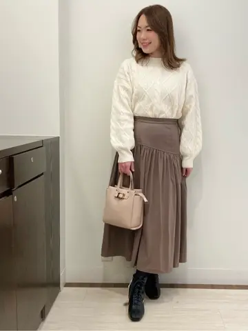 Feroux スタッフ コーディネート画像