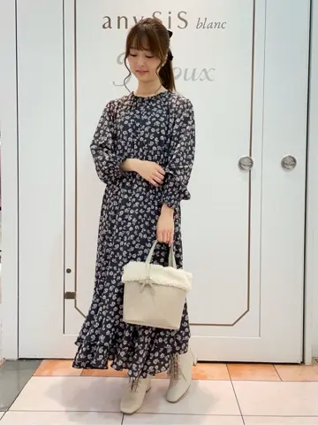 Feroux スタッフ コーディネート画像