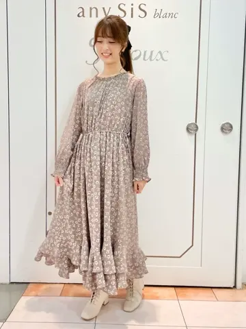 Feroux スタッフ コーディネート画像