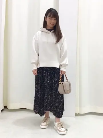 Feroux スタッフ コーディネート画像