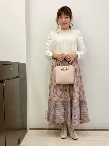 Feroux スタッフ コーディネート画像