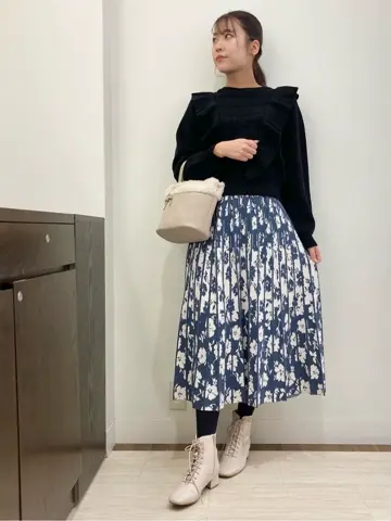 Feroux スタッフ コーディネート画像