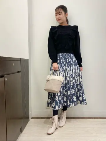 Feroux スタッフ コーディネート画像