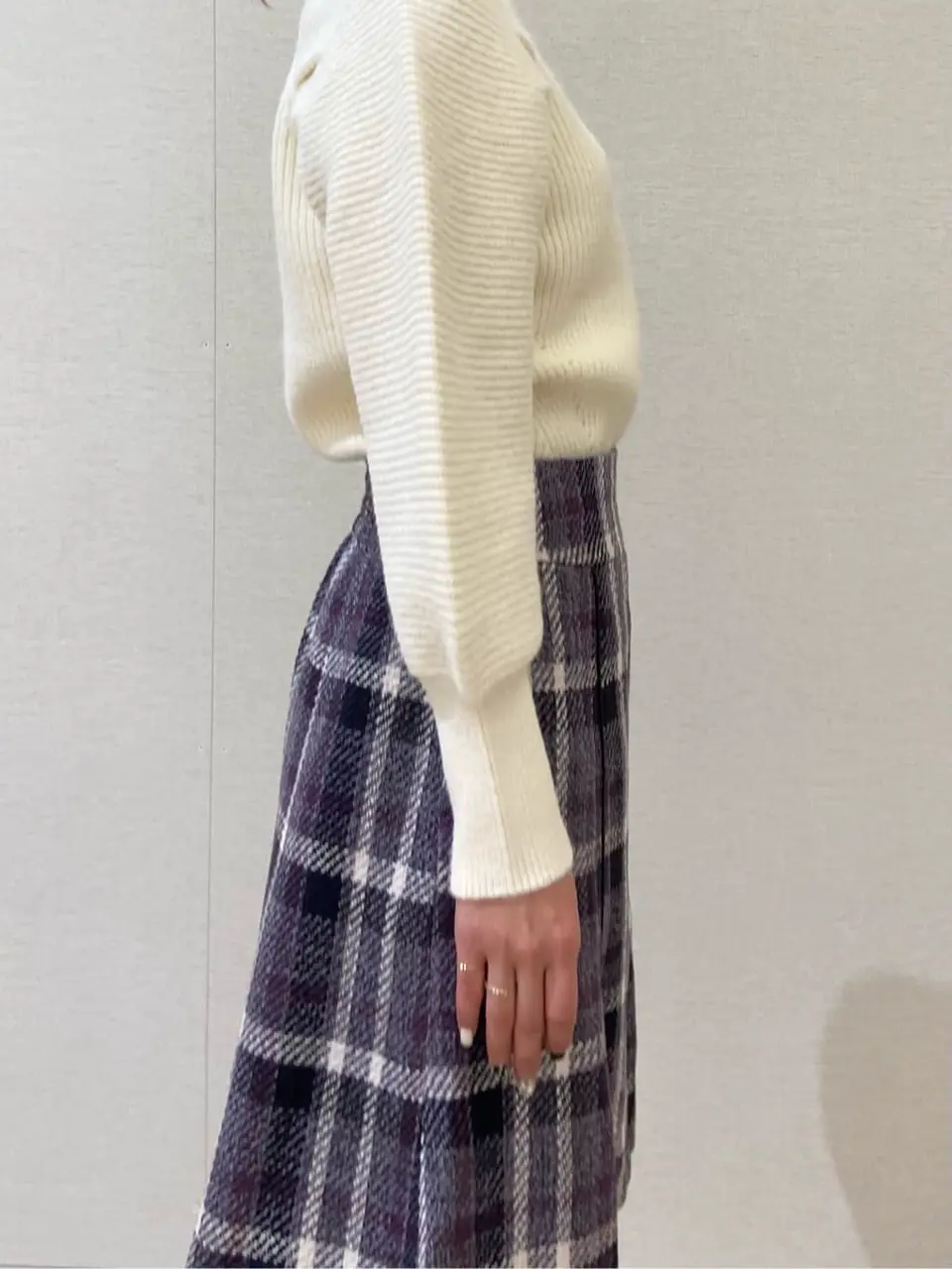 Feroux スタッフ コーディネート画像