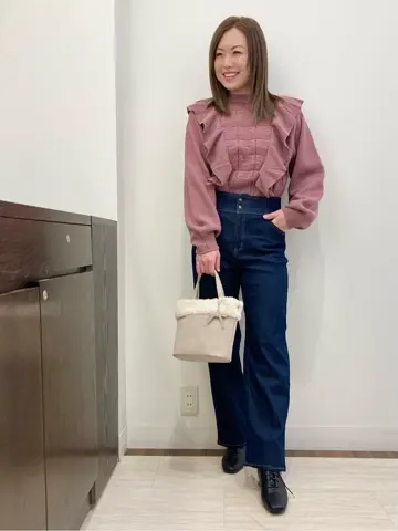 Feroux スタッフ コーディネート画像