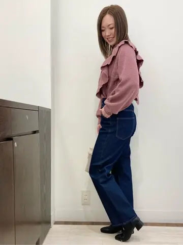 Feroux スタッフ コーディネート画像