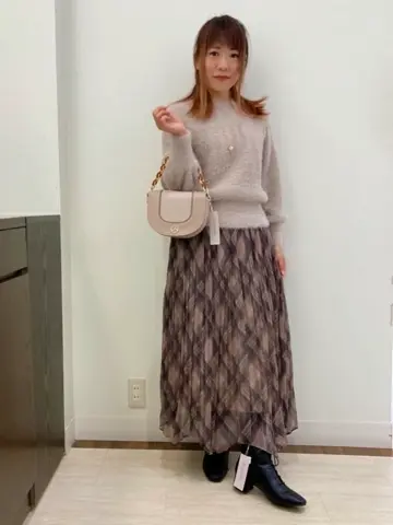 Feroux スタッフ コーディネート画像