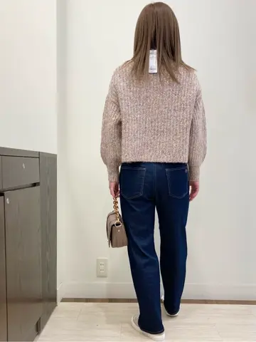 Feroux スタッフ コーディネート画像