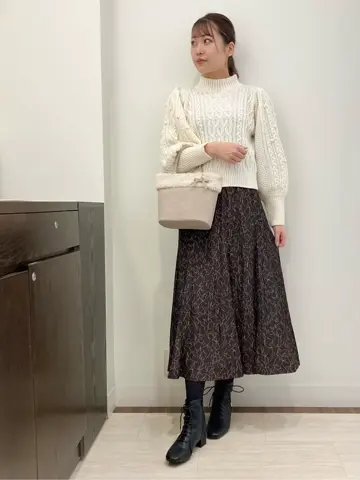 Feroux スタッフ コーディネート画像