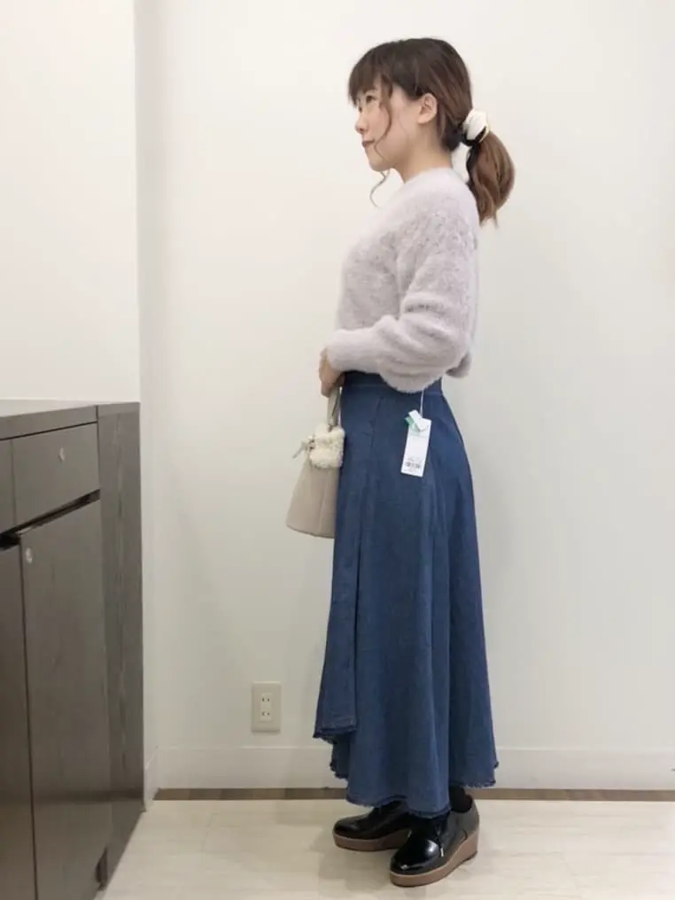 Feroux スタッフ コーディネート画像