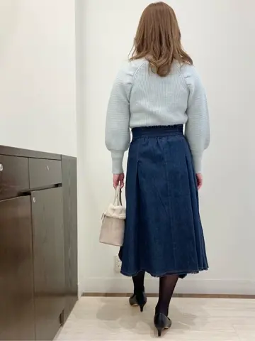 Feroux スタッフ コーディネート画像