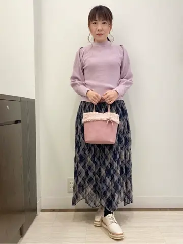 Feroux スタッフ コーディネート画像