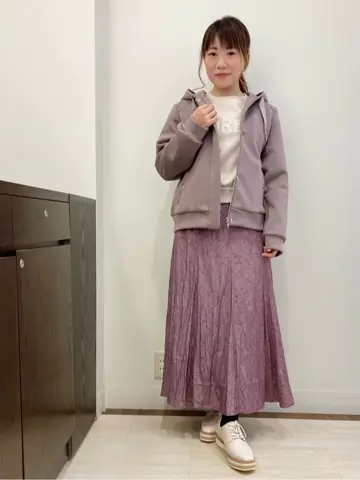 Feroux スタッフ コーディネート画像