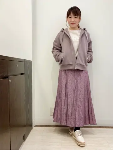 Feroux スタッフ コーディネート画像