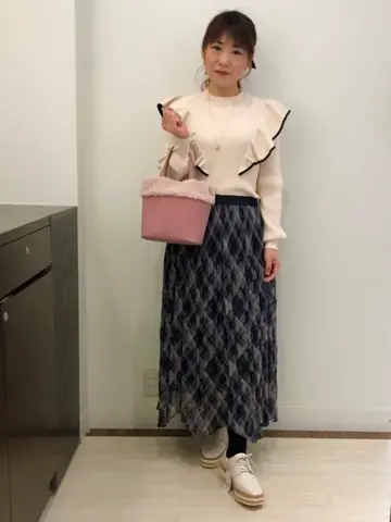 Feroux スタッフ コーディネート画像