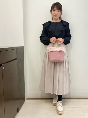 Feroux スタッフ コーディネート画像