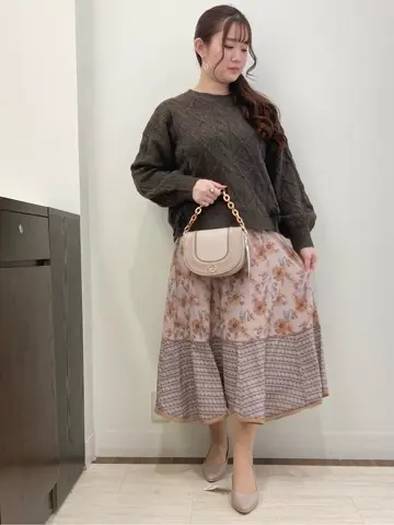 Feroux スタッフ コーディネート画像