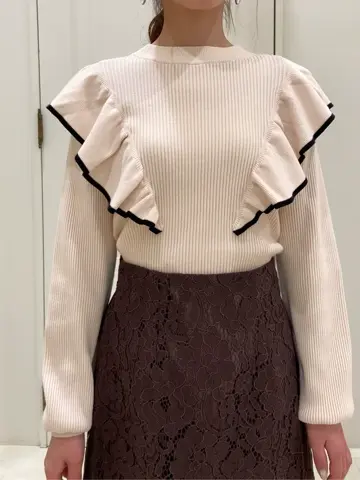 Feroux スタッフ コーディネート画像