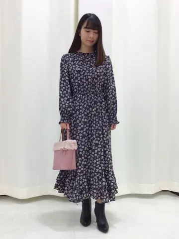 Feroux スタッフ コーディネート画像