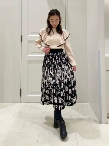 Feroux スタッフ コーディネート画像